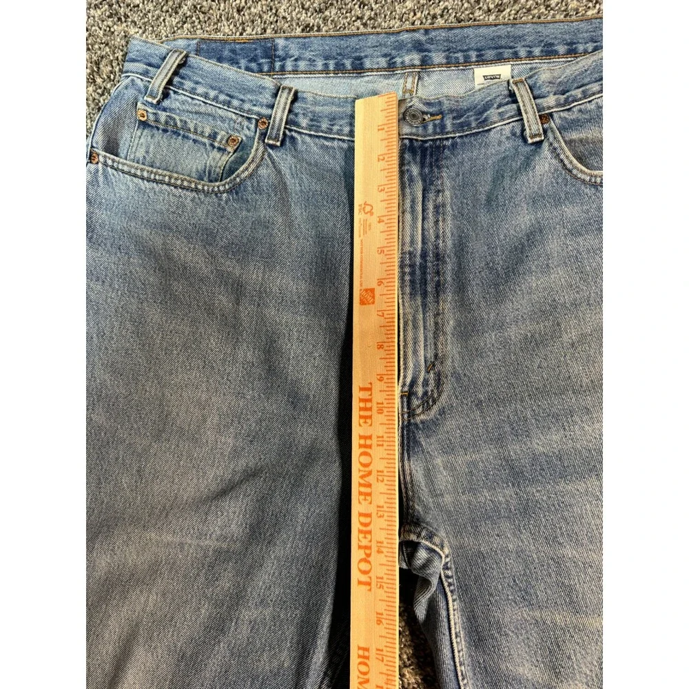 Levi's 550 Relaxed Fit Size 42x32 Light Wash Denim Blue Jeans 0301 Vintage